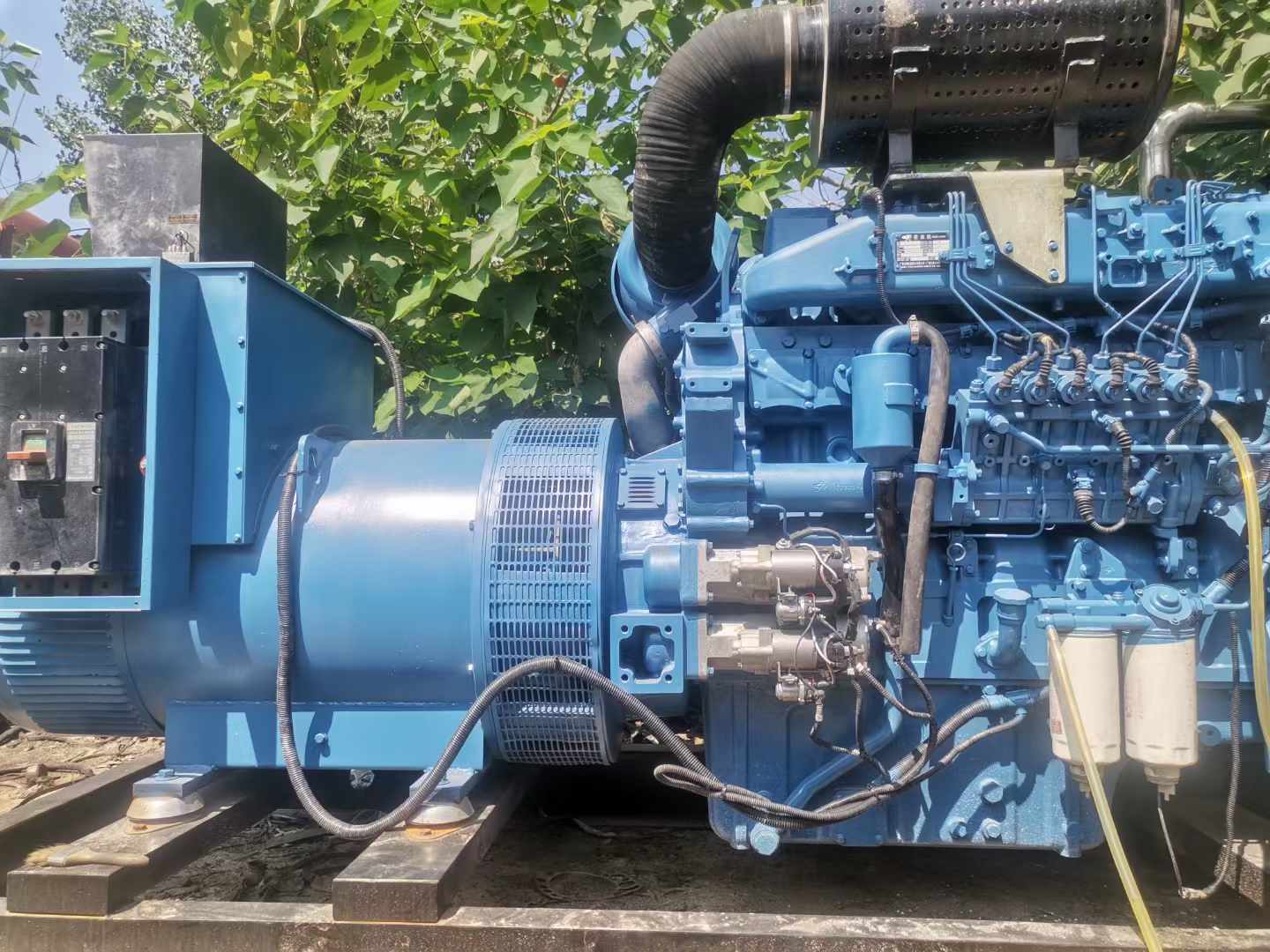 凤庆详细说明降低 800kW 柴油发电机输出电流波动的方法