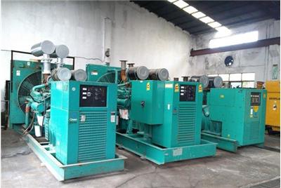 凤庆如何判断汽油发电机组电瓶的使用寿命？