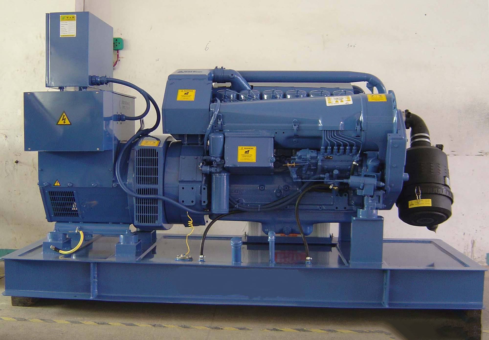 凤庆汽油发电机组冬季启动前，电瓶需要做哪些检查和维护？